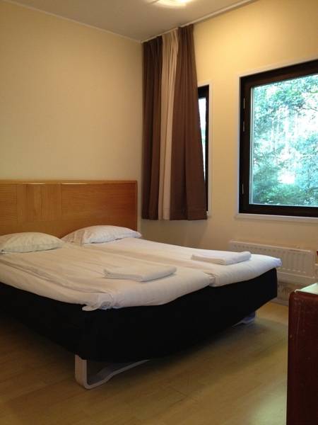 Hotell Dialog 2*