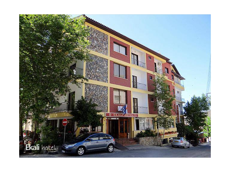 Ekali Hotel