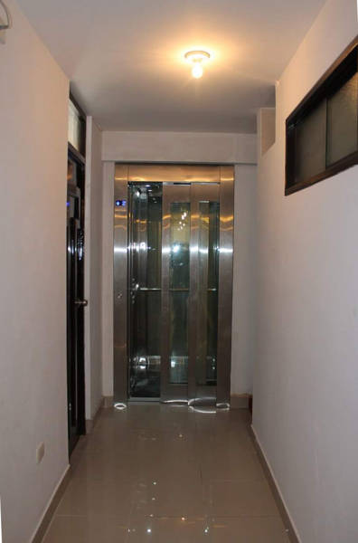 Waman Hotel  3*