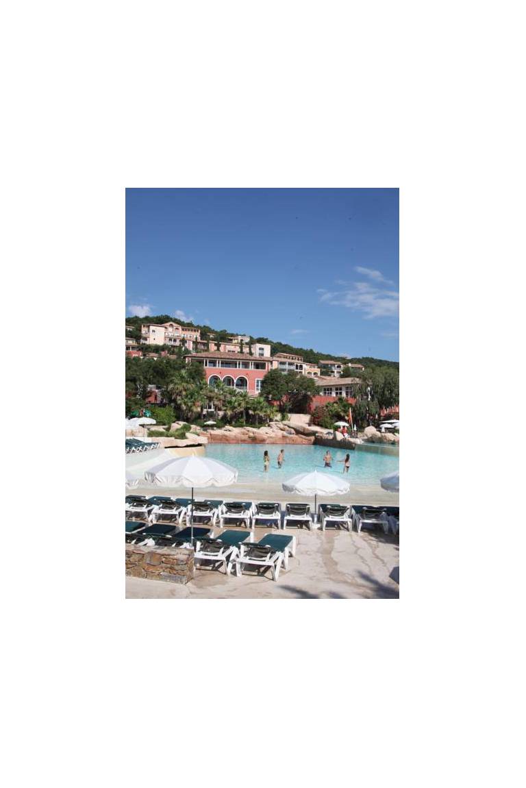 Pierre & Vacances Village Club Les Restanques du Golfe de Saint Tropez 