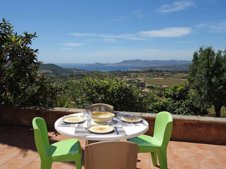 Holiday Home Maison des Vignes La Cadiere d'Azur 
