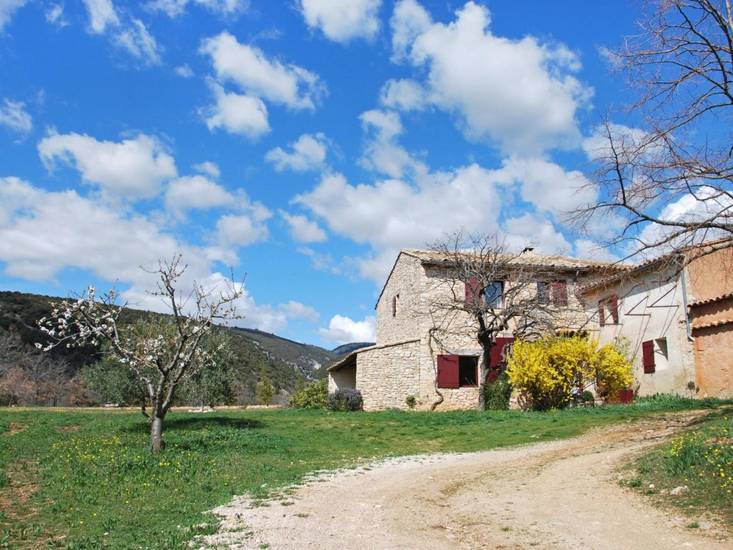Holiday Home Le Puits Du Geai St Saturnin d'Apt  3* Франция, Сен-Сатюрнен-д'Апт