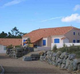 Holiday Home Les Mas De Saint Hilaire Maritime  в Сент-Илер-де-Рье
