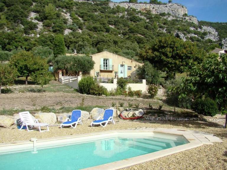 Holiday Home Prescilla Saint Saturnin Les Apt 