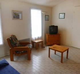 Holiday Home Maison Blanchard Ste Marie de Re  в Сент-Мари-де-Ре
