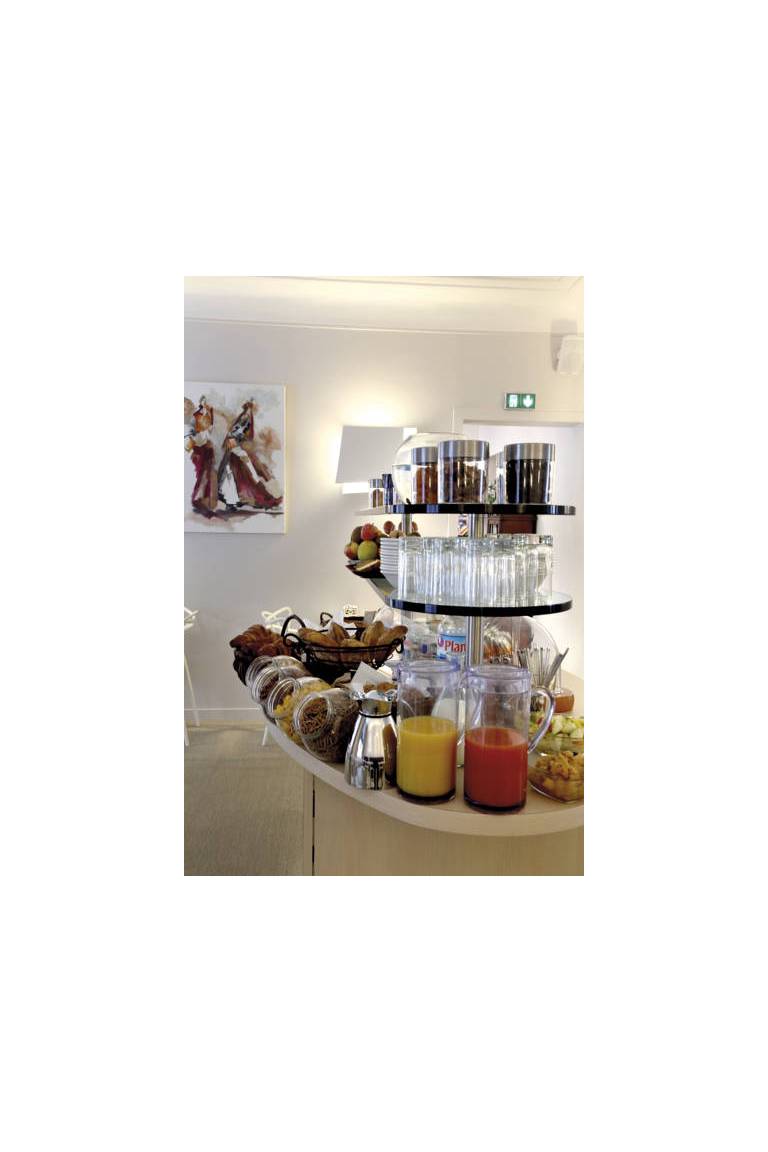 Inter-Hotel Le Sevigne Rennes Centre Gare 