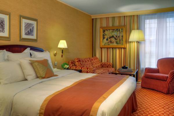 Renaissance Paris Hotel La Defense  4* Франция, Пюто
