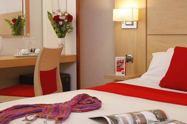 Inter-Hotel Saint Jean d'Acre 3* Франция, Ла-Рошель