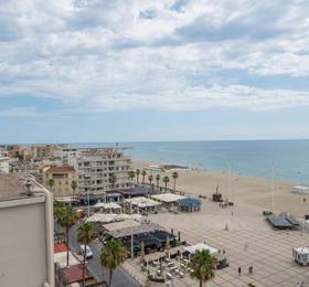 Apartment Casino Canet Plage  в Кане