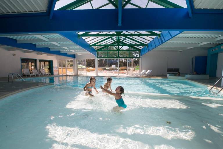Camping Domaine des Pins 