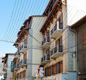 Logis Hotel Du Commerce в Тоне