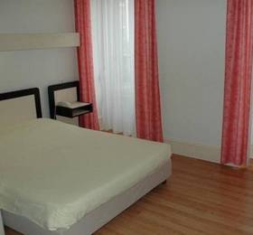 Туры в Hotel Le Petit Trianon  в Франции