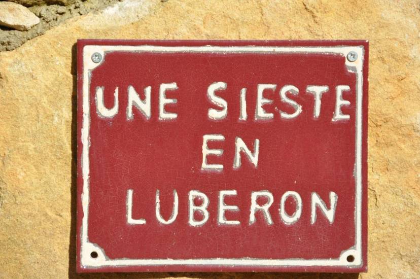 Une Sieste en Luberon  Франция, Бонньё