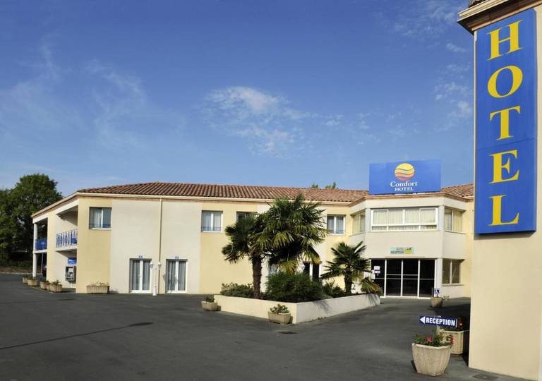Comfort Hotel Saintes 