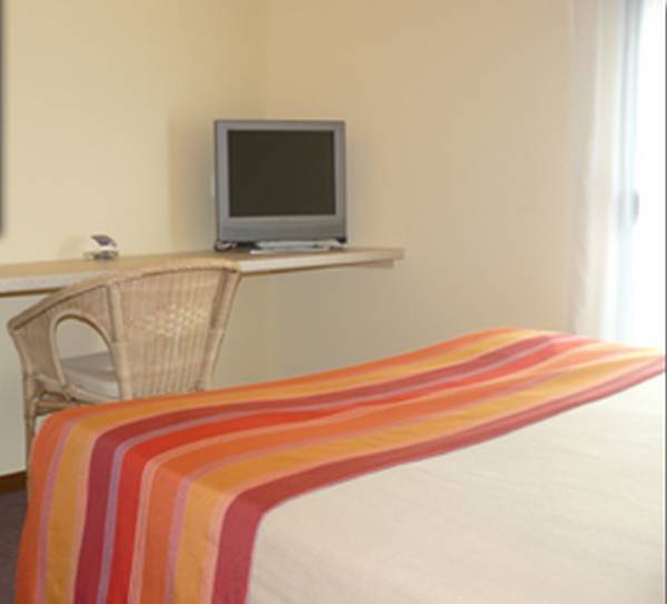 Inter-Hotel Le Valois  3* Франция, Коньяк