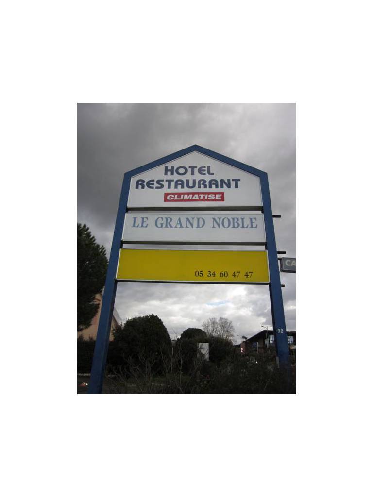 Hotel Le Grand Noble 