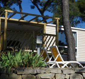 Camping de Ceyreste  в Ла-Сьоте
