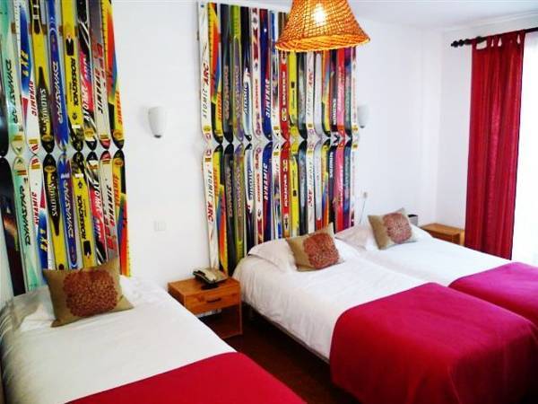 Hotel les Clarines 2* Франция, Ла-Лешер