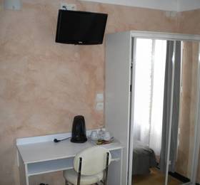 Hotel Victor Hugo  в Кламаре