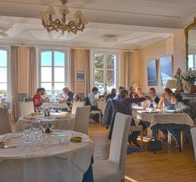 Hotel Restaurant Les Tourelles в Ле-Кротуа