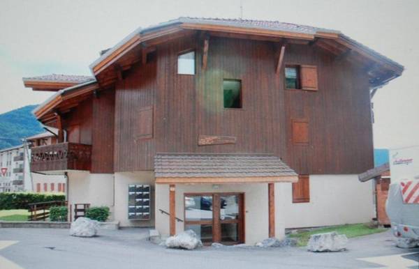 Les Campannes  Франция, Самоен