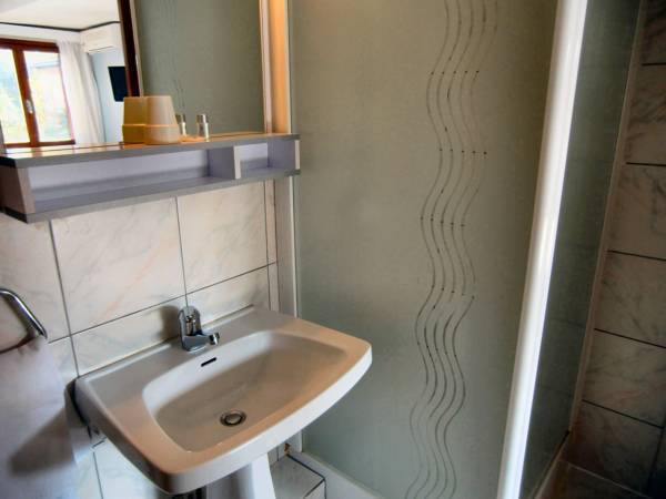 Le Deauville  2* Франция, Бланьяк