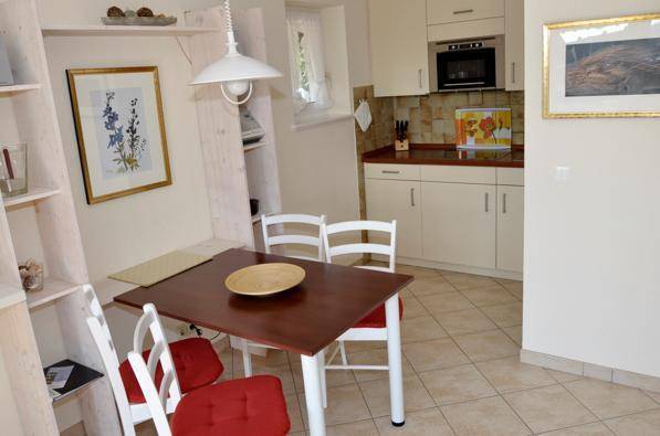 Rantum Dorf - Ferienappartments im Reetdachhaus 2  Германия, Рантум