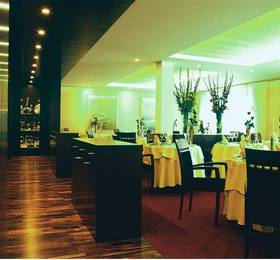 Steinheuers Hotel Restaurant Zur Alten Post  в Бад-Нойенар-Арвайлере