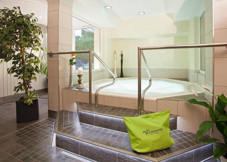 Hotel & Ferienappartements Edelweiss 