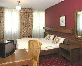 Отдых в Hotel und Weinstube Romischer Kaiser  - Германия, Вормс