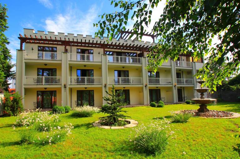 Landhaus & Burg Hotel Romantik 