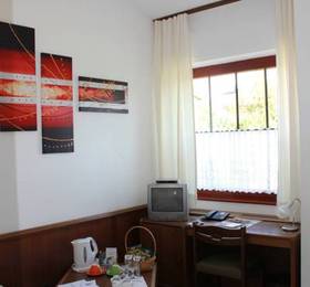Hoerstgener Landhotel zur Post  в Камп-Линтфорте