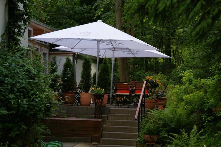 Landhotel & Gasthof Forsthaus 