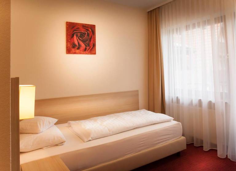 Flair Hotel Weinstube Lochner 
