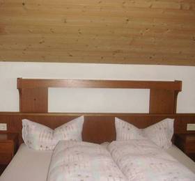 Pension Appartements Holiday  в Йерценсе