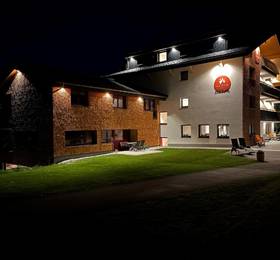 Alpin Garni Das Kleine Hotel в Варте