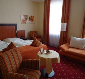 Akzent Hotel Strandhalle  в Шлезвиге