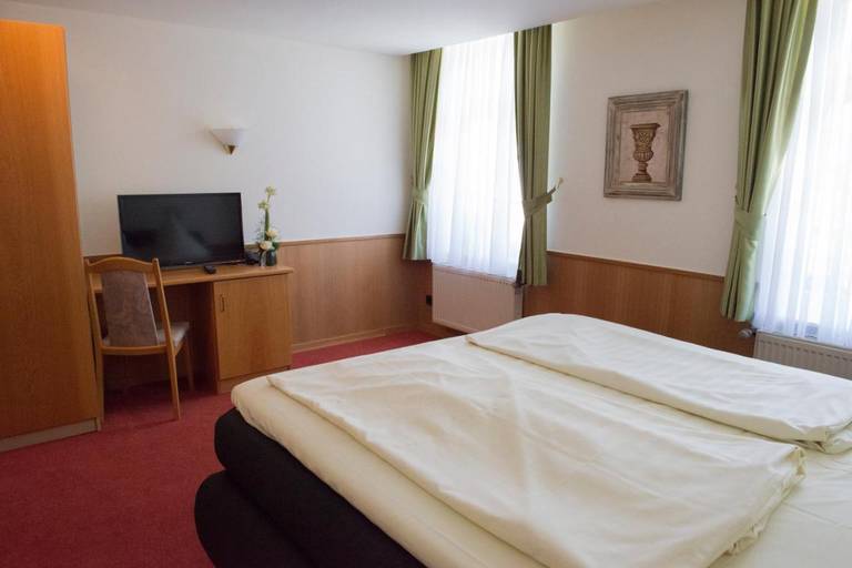 Hotel Zu den Drei Kronen 