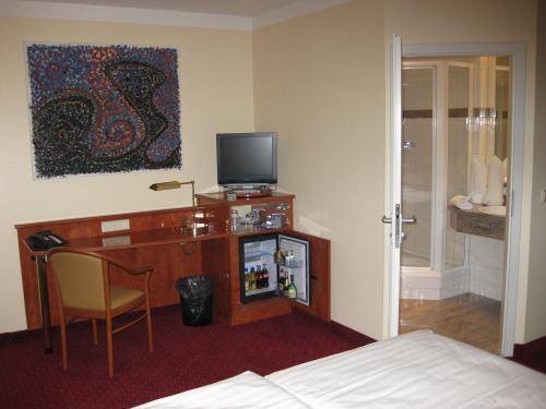 Hotel am Berliner Platz  Германия, Лангенфельд