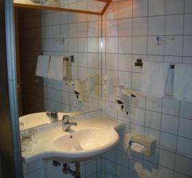 Tennishotel Seethurnhof  в Штробле
