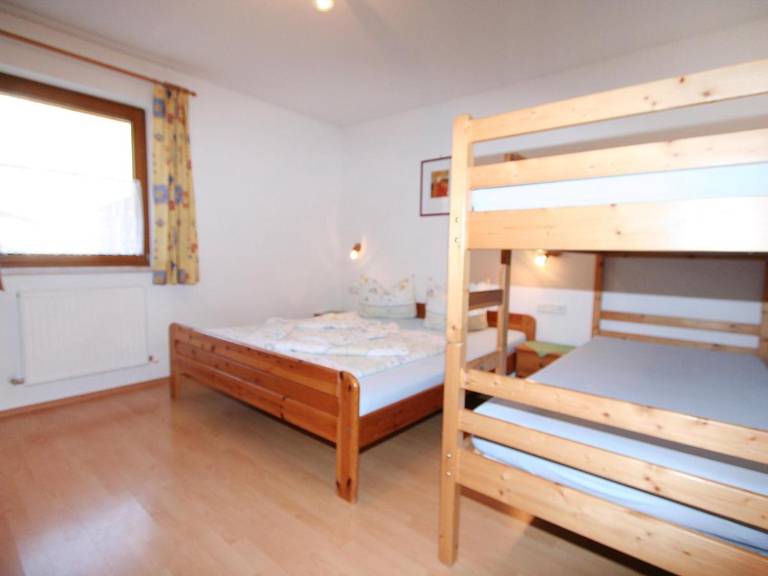 Apartment Unten Pettneu 