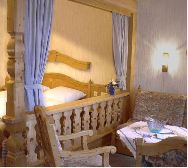 Pension Villa Mercedes  Германия, Бад-Пирмонт