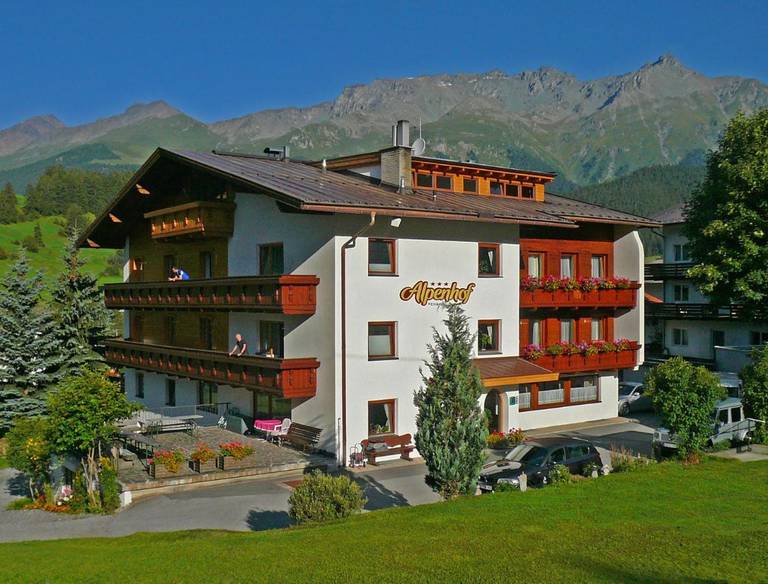Alpenhof Pension-Garni 