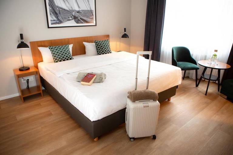 Comfort Hotel tom Kyle 