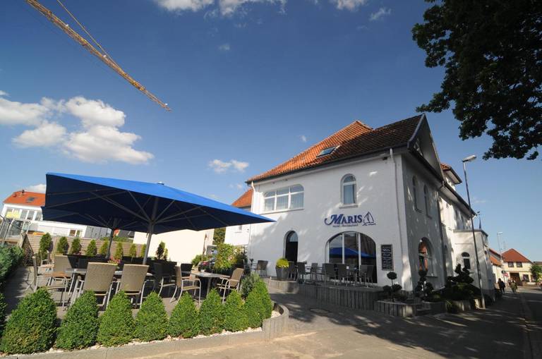 Maris Hotel Restaurant 