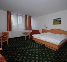 Etzhorner Krug Hotel в Ольденбурге