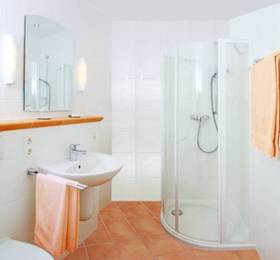 Hotel Rheinpavillon  в Камп-Борнхофене