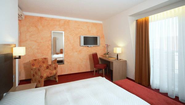 Hotel Weisses Ross  4*