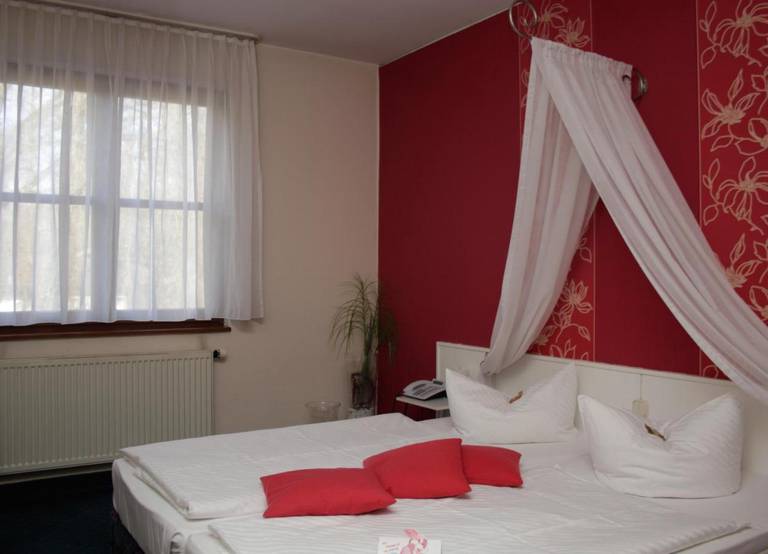 Jembo Park Hotel 