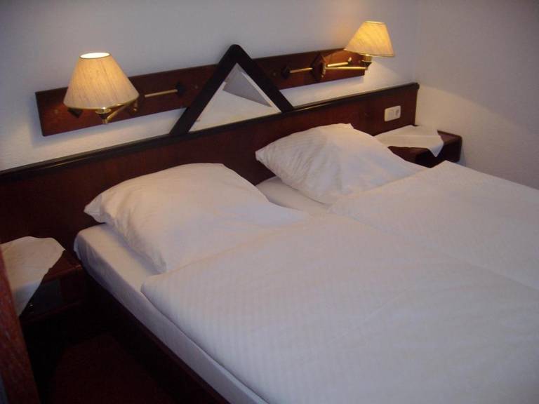 Hotel am Bahnhof 